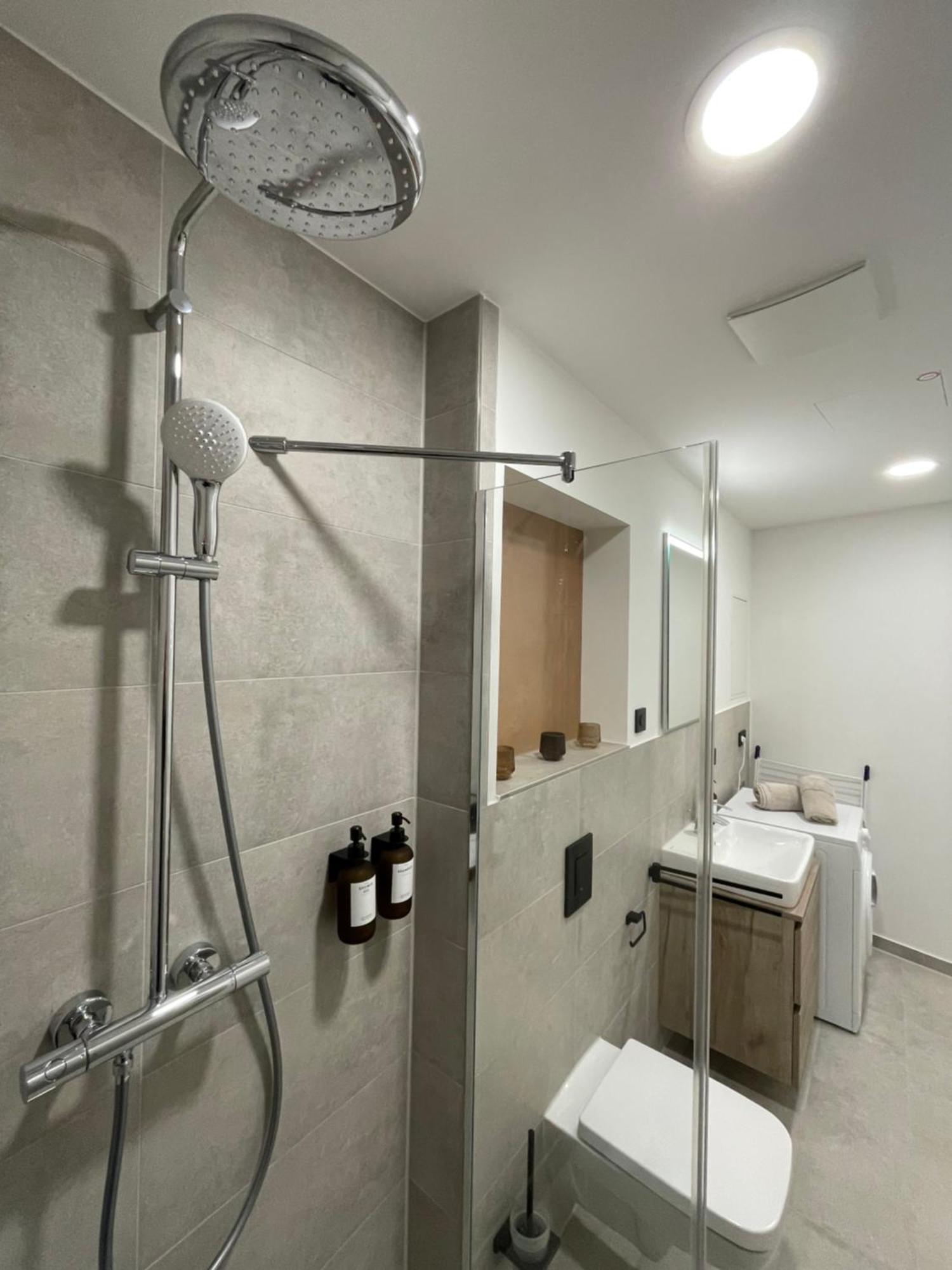 Exklusives Wohnen Im Historischen Wasserturm Dem Highlight Von Delitzsch We104 エクステリア 写真